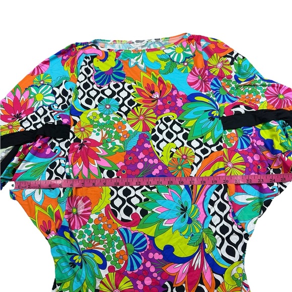 TRINA TURK: Women's Balboa Tunic Swimsuit Cover-Up -Size Small - Picture 9 of 10